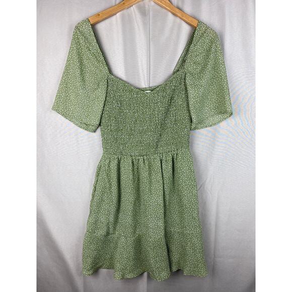 Abercrombie & Fitch Sage Green Babydoll Dress Women’s sz Small Smocked Cottage - Picture 1 of 11